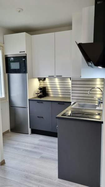 2h  Helsinki - valokuva 1