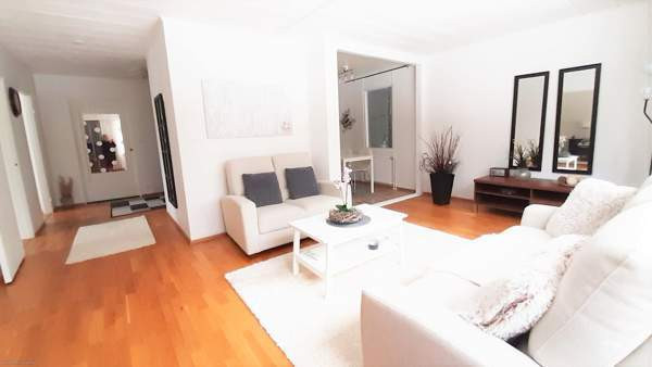 4h + avok + s,vaatehuone, erill. Wc, autotalli, va  Pöytyä – foto 6