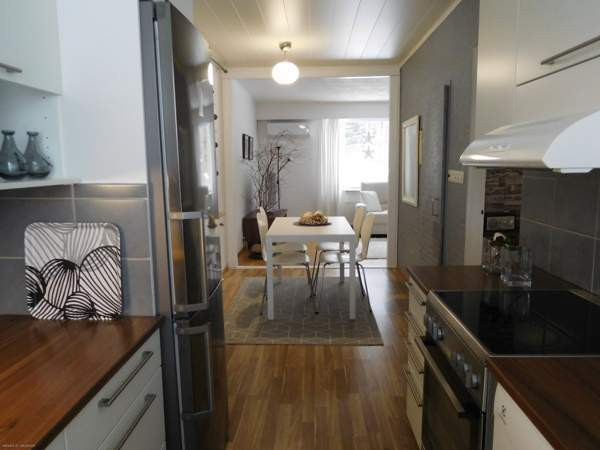 4h + avok + s,vaatehuone, erill. Wc, autotalli, va  Pöytyä – foto 8