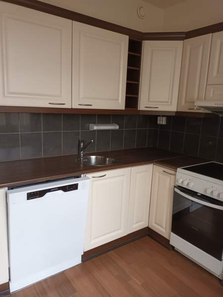 2h + k + p lasitettu parveke  Jyvaeskylae – foto 5