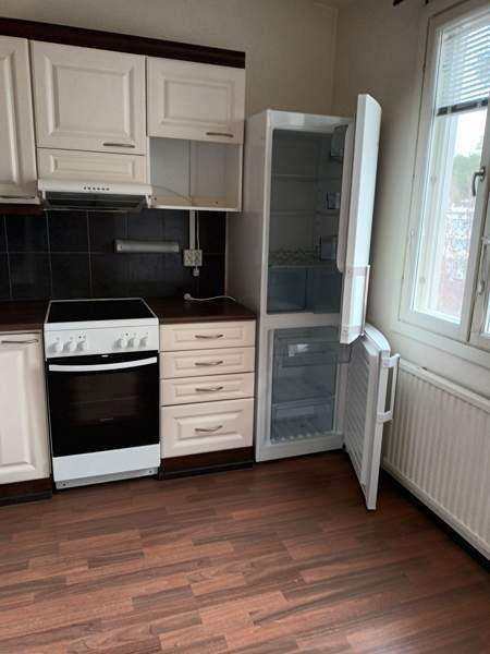 2h + k + p lasitettu parveke  Jyvaeskylae – foto 6