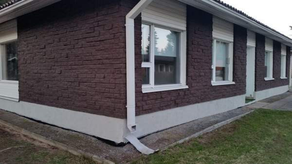 6h + k + kph + sauna + 2x wc + vh + et.  Zaporiz'ka Oblast' - valokuva 3