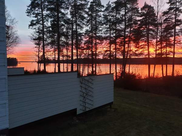 4h + avok + s + khh + 2 kpl wc + vh + takka  Ugleural'skiy - valokuva 6