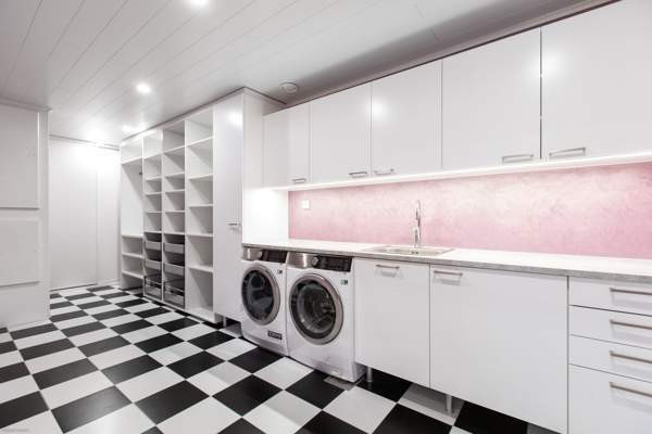 Esimerkiksi 4h + tupak + vh + kph + s + wc + khh +  Haemeenlinna – foto 3