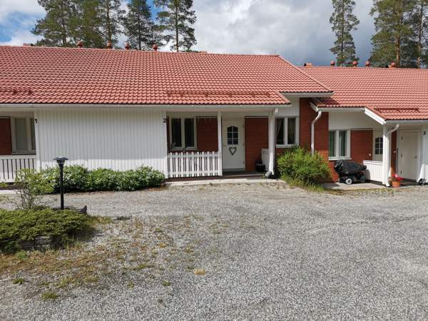 3h+k+khh+s+ph+vh  Luga - valokuva 1