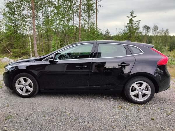 Volvo V40 Korsholm - изображение 1