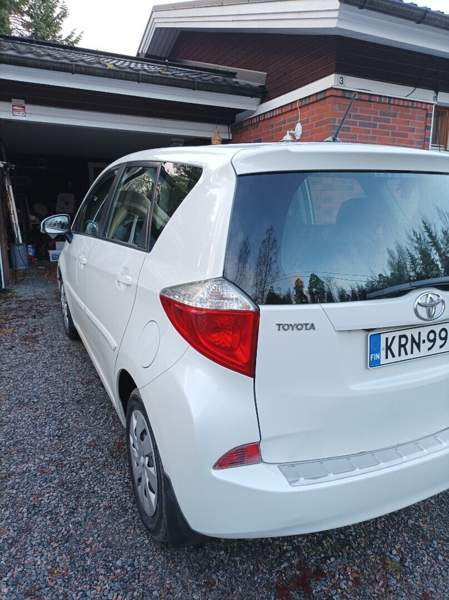 Toyota Verso-S Hämeenkyrö - valokuva 2