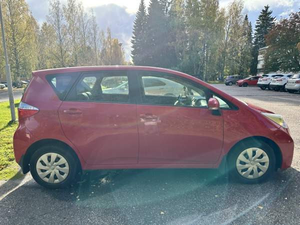 Toyota Verso-S Тампере - изображение 3