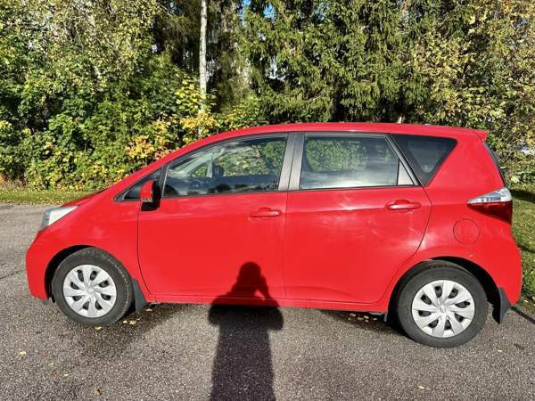 Toyota Verso-S Tampere - valokuva 2