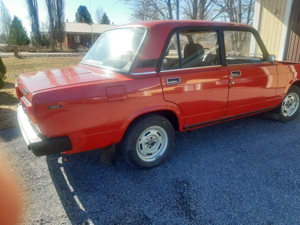 Lada 2105 Lapua - valokuva 2