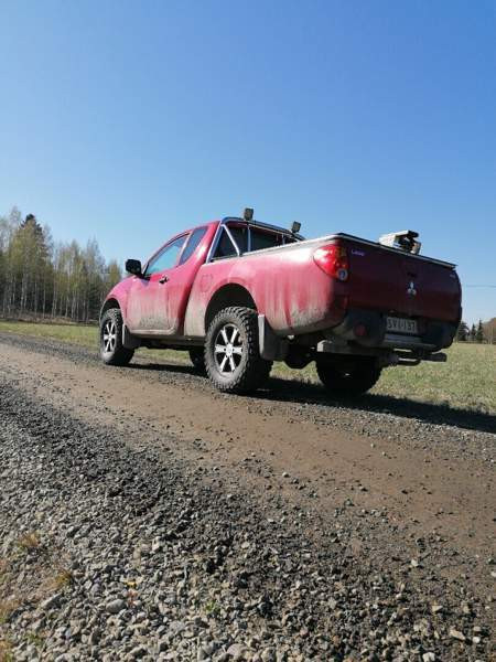 Mitsubishi L200 Liperi - valokuva 2