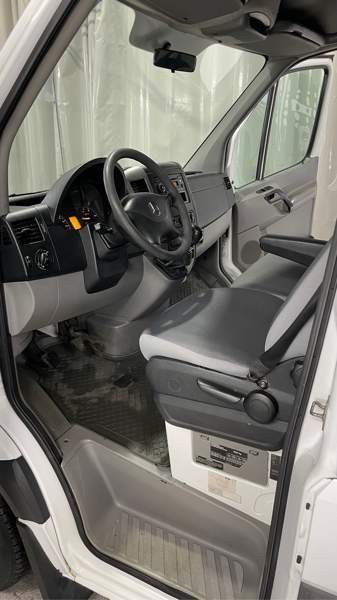 Mercedes-Benz Sprinter Tampere - valokuva 5