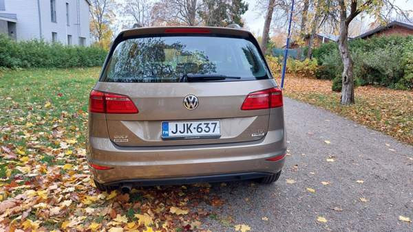 Volkswagen Golf Sportsvan Vantaa - valokuva 4