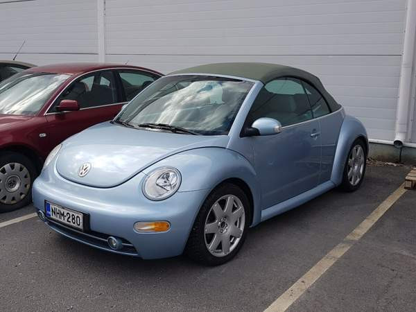 Volkswagen New Beetle Akaa - valokuva 2
