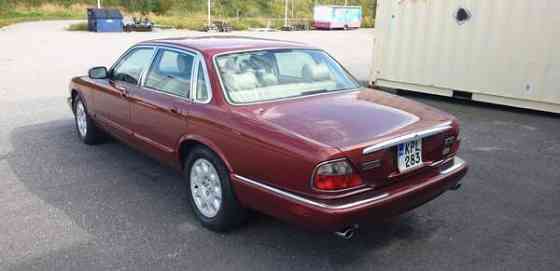 Jaguar XJ8 Каарина