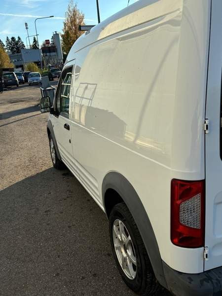 Ford Transit Connect Helsinki - valokuva 5