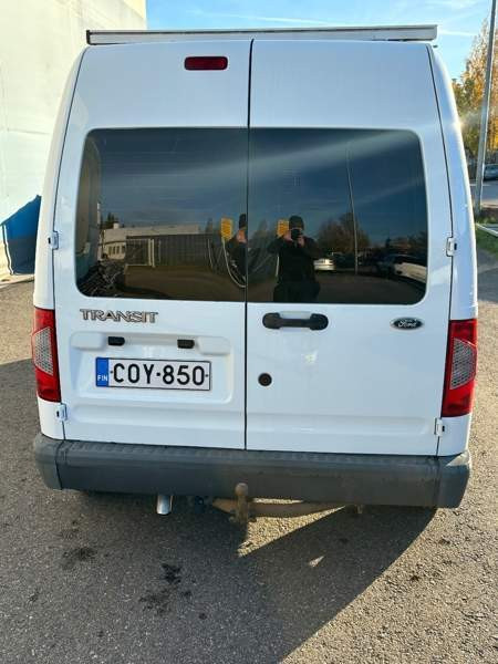 Ford Transit Connect Helsinki - valokuva 3
