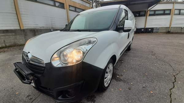 Opel Combo Tampere - valokuva 1