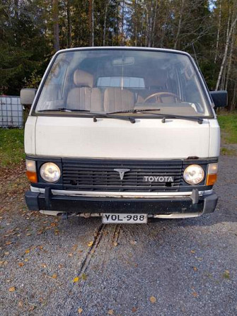 Toyota Hiace Mustasaari - photo 1