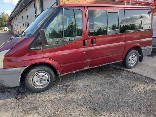 Ford Tourneo Marttila - valokuva 1