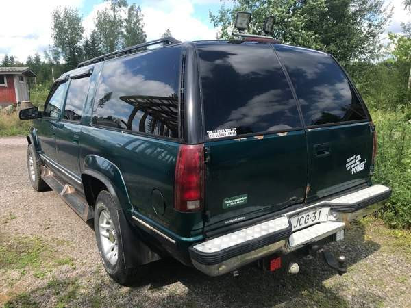 Chevrolet Suburban Хямеэнлинна - изображение 4