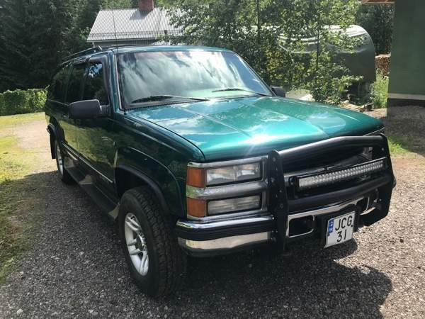 Chevrolet Suburban Haemeenlinna – foto 1