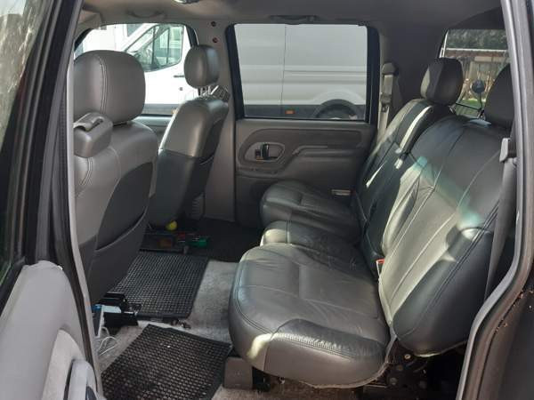 Chevrolet Suburban Лохья - изображение 6