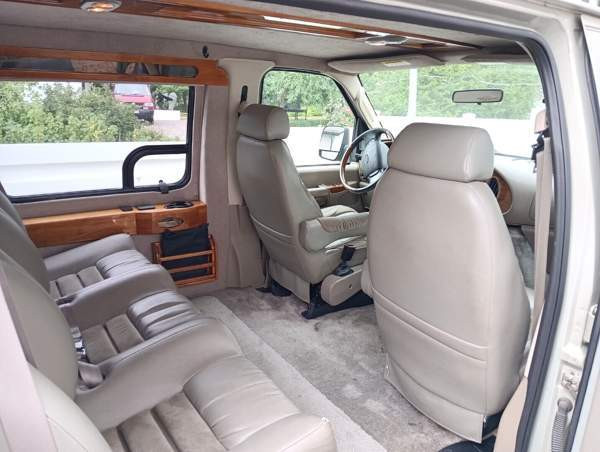 Ford Econoline Vantaa – foto 7