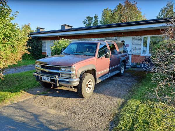 Chevrolet Suburban Рахе - изображение 1