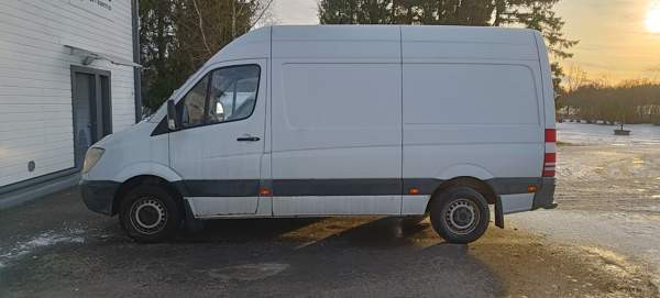 Mercedes-Benz Sprinter Isokyrö - valokuva 1