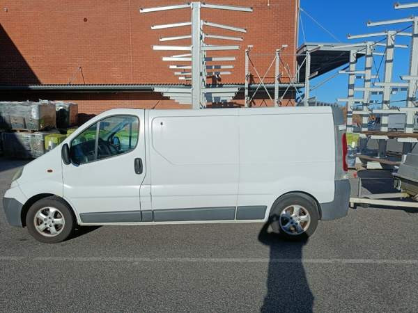 Opel Vivaro Каарина - изображение 4