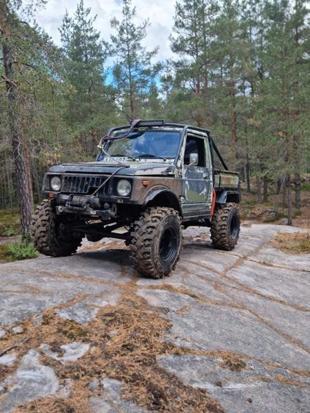 Suzuki SJ410 Hyvinkää - valokuva 1