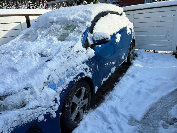 Toyota Auris Вантаа - изображение 2