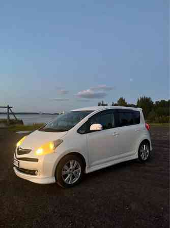 Toyota Ractis Рахе