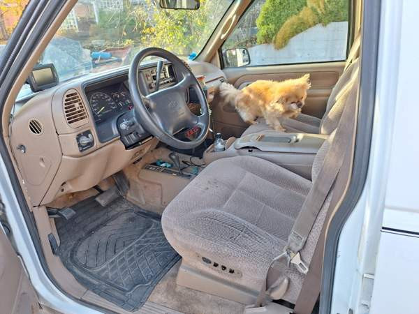 Chevrolet Suburban Котка - изображение 7