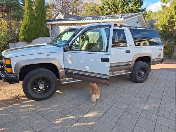 Chevrolet Suburban Котка - изображение 8