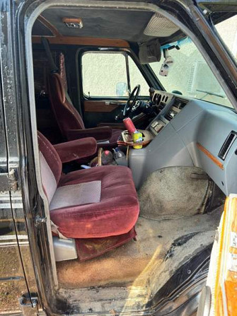 Chevrolet Chevy Van Котка - изображение 8