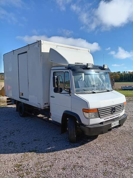 Mercedes-Benz Vario Pertteli - изображение 5