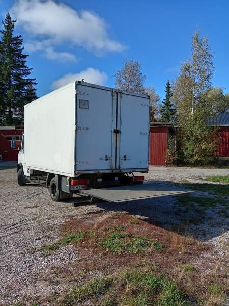 Mercedes-Benz Vario Pertteli - изображение 6