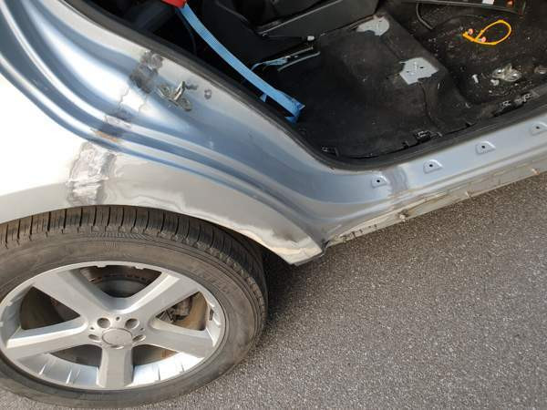 Mercedes-Benz GL Mustasaari - valokuva 7