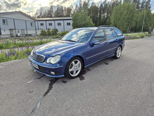 Mercedes-Benz C 32 AMG Lohja - valokuva 3