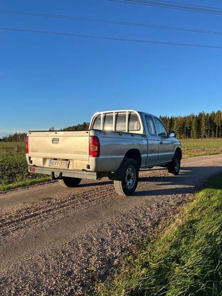 Mazda B2500 Lieto - изображение 2