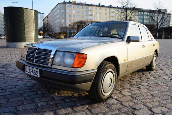 Mercedes-Benz 200 Helsinki - valokuva 2