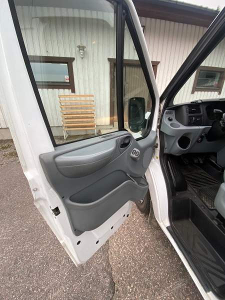 Ford Transit Hollola - valokuva 8