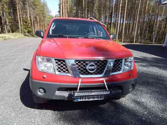 Nissan Navara Kruunupyy