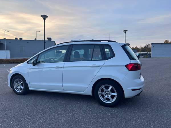 Volkswagen Golf Sportsvan Espoo - valokuva 2