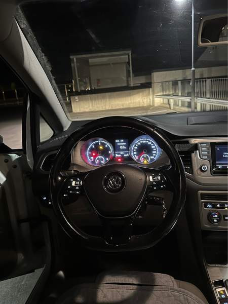 Volkswagen Golf Sportsvan Kirkkonummi - valokuva 6