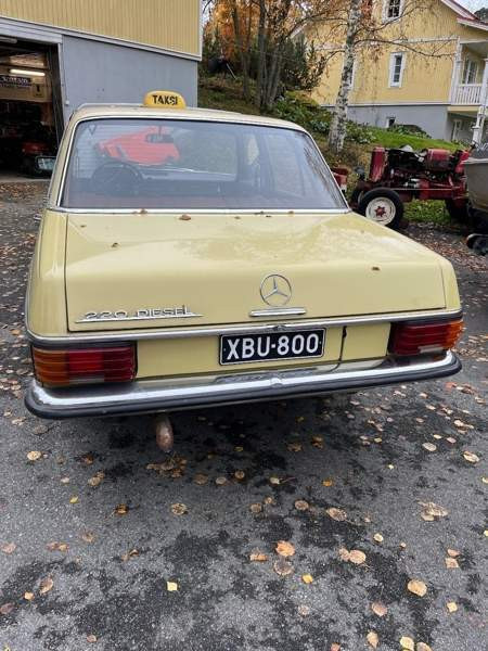 Mercedes-Benz 115 Yloejaervi - изображение 2