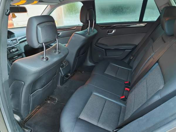 Mercedes-Benz E Vihanti - valokuva 6