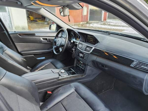 Mercedes-Benz E Vihanti - valokuva 7